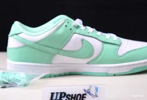 DD1503-105 Glow (W) Low Green Nike Dunk 0704